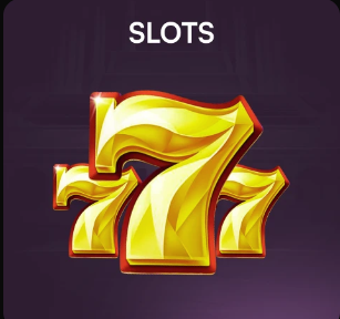 记者：曼联夏窗将签左后卫和两位中场，高层怀疑卢克·肖身体状况